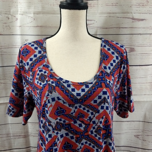 LuLa Roe Aztec Short Sleeve Top - Picture 2 of 7
